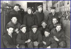 Работники Сулажгорского кирпичного завода